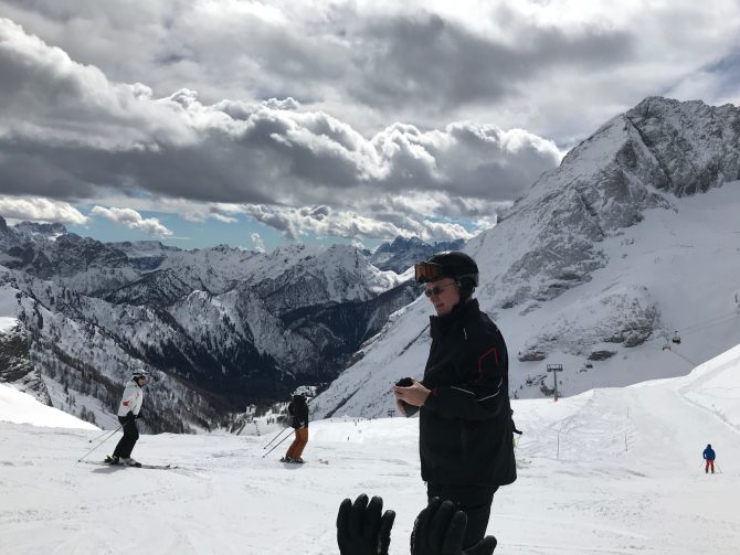 CharismaLook_Piste_Pistenvergnügen_Berge_Schnee_Skifahren_Winterurlaub