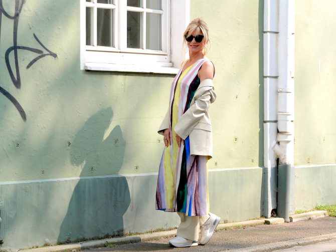 charismalook-anzug-pastell-mode-kleid-multicolor