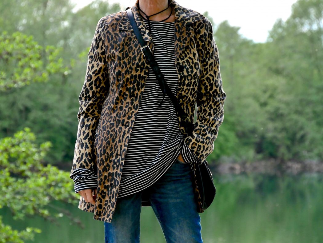 charismalook-skinny jeans-leoblazer-tasche-ringelshirt-see