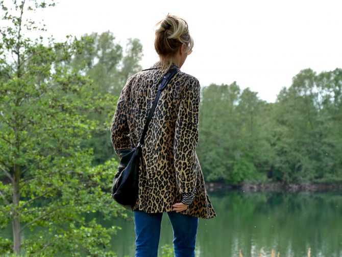 charismalook-skinny jeans-mode-styling-blazer-leolook-tasche