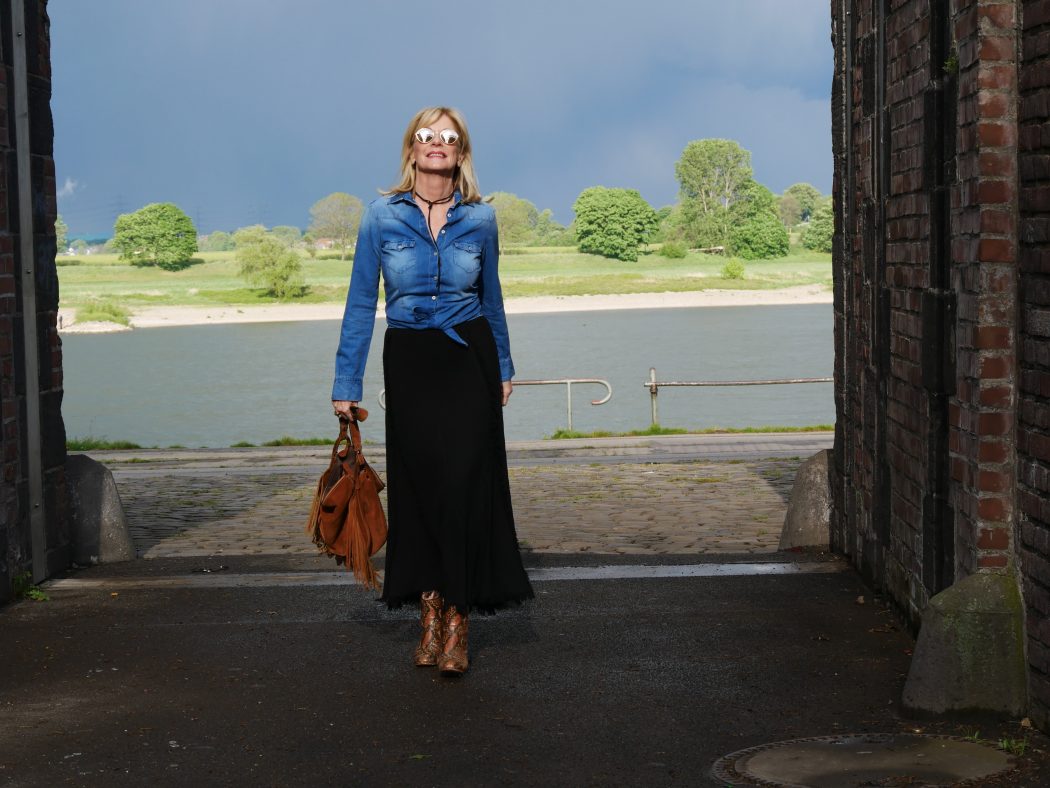 charismalook-jeanshemd-tasche-mode-strickrock-fluss