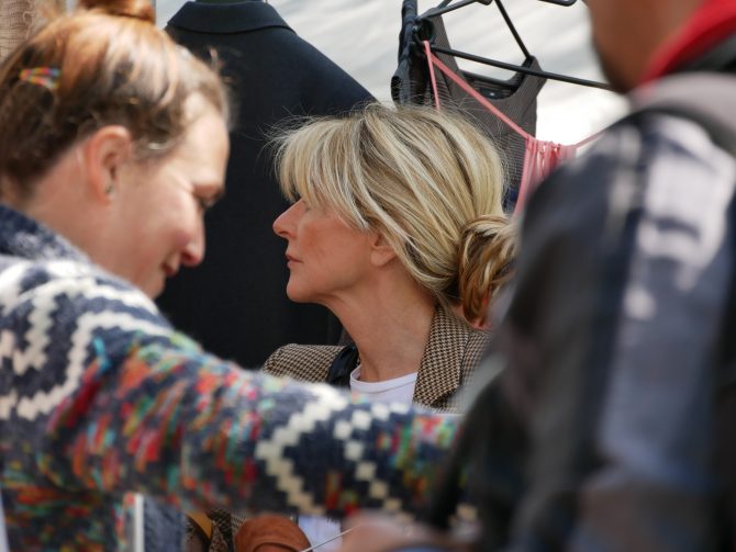 charismalook-flohmarkt-düsseldorf-messe-mode-beauty-kunst-kitsch