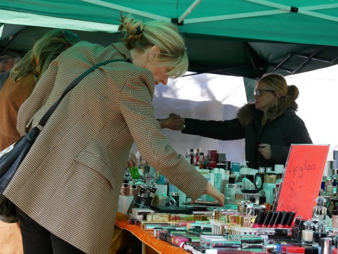 charismalook-flohmarkt-beauty-parfums-pflege-trödel-charismalook
