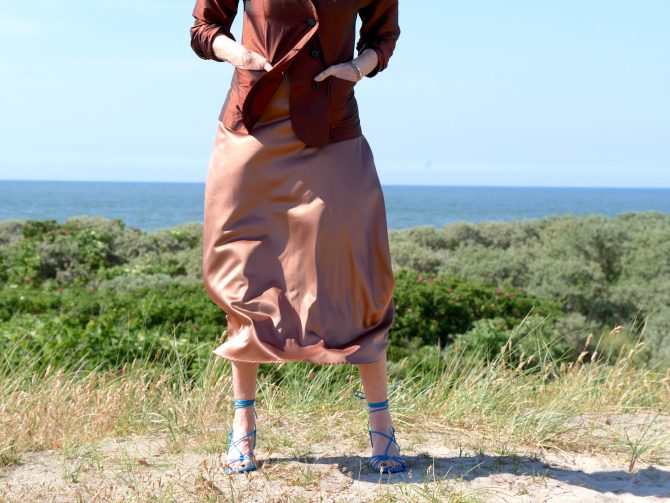 charismalook-satin-röcke-mode-blazer-braun-schimmer