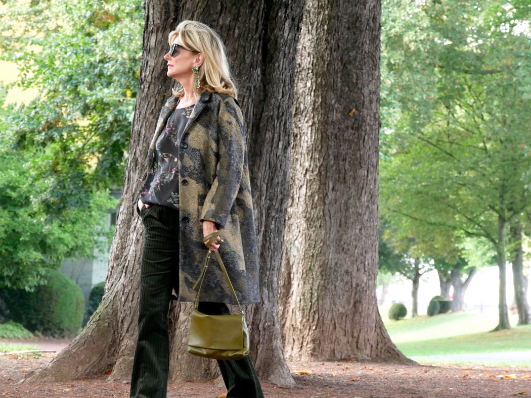 charismalook-tanne-mode-mantel-kleid-cordhose