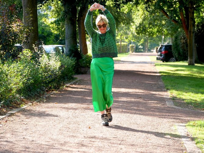 charismalook-neongrün-mode-rock-pulli-wohlfühlen-sonne-stiefel