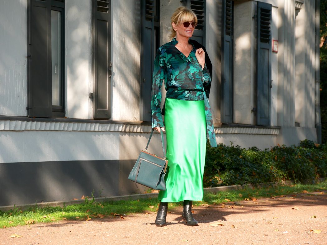 charismalook-neongrün-mode-rock-wickelbluse-tasche-sonnenschein