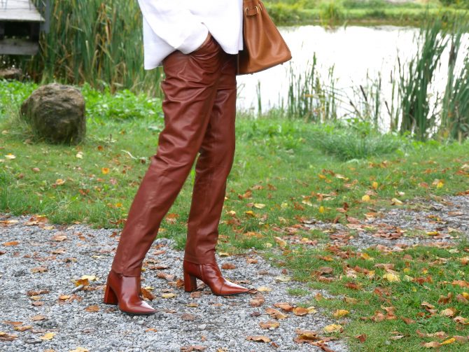 charismalook-camel-mode-lederhose-pulli-boots