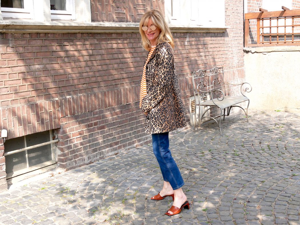 charismalook-orange-mode-frühling-onlineshopping-trend-outfits