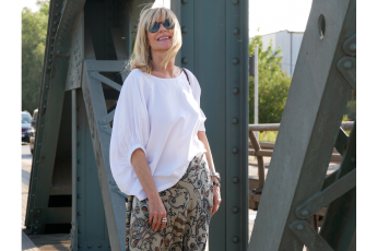 charismalook-beitragsbild-mode-bluse-rock-weiß-sommer