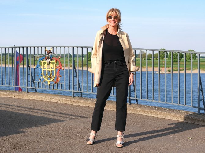 charismalook-jeans-report-mode-style-schwarze-jeans-lederhemd