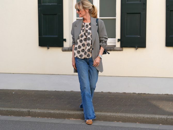 charismalook-bluse-mode-blazer-jeans-styling-outfit
