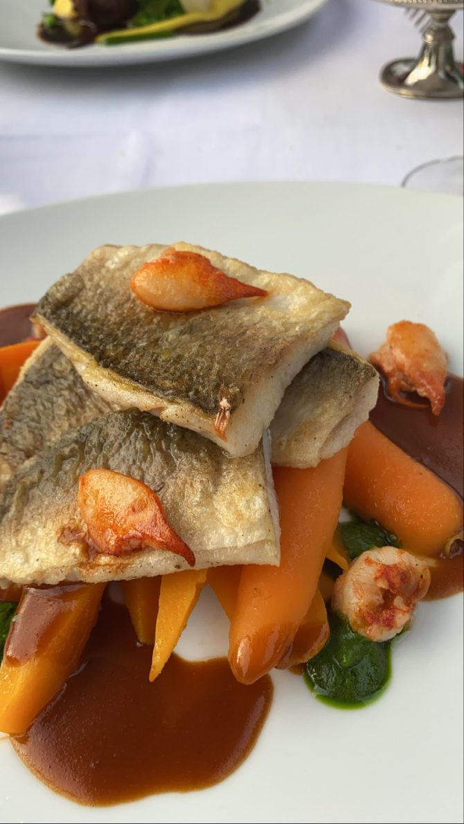 charismalook-krone-essen-wein-restaurant-urlaub-reisen-sommer20202-city-guide