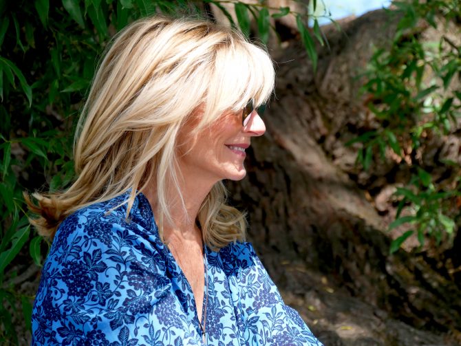 charismalook-maxikleid-sommer-mode-beauty-haare-blond