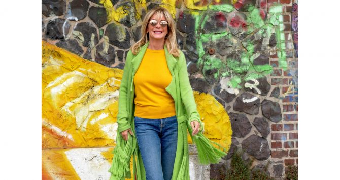 charismalook-herbsttrend-grün-beitragsbild-mode-styling-strick