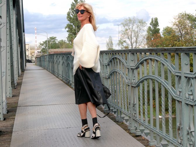 charismalook-pullover-mode-herbst-trend-schwarz-weiß