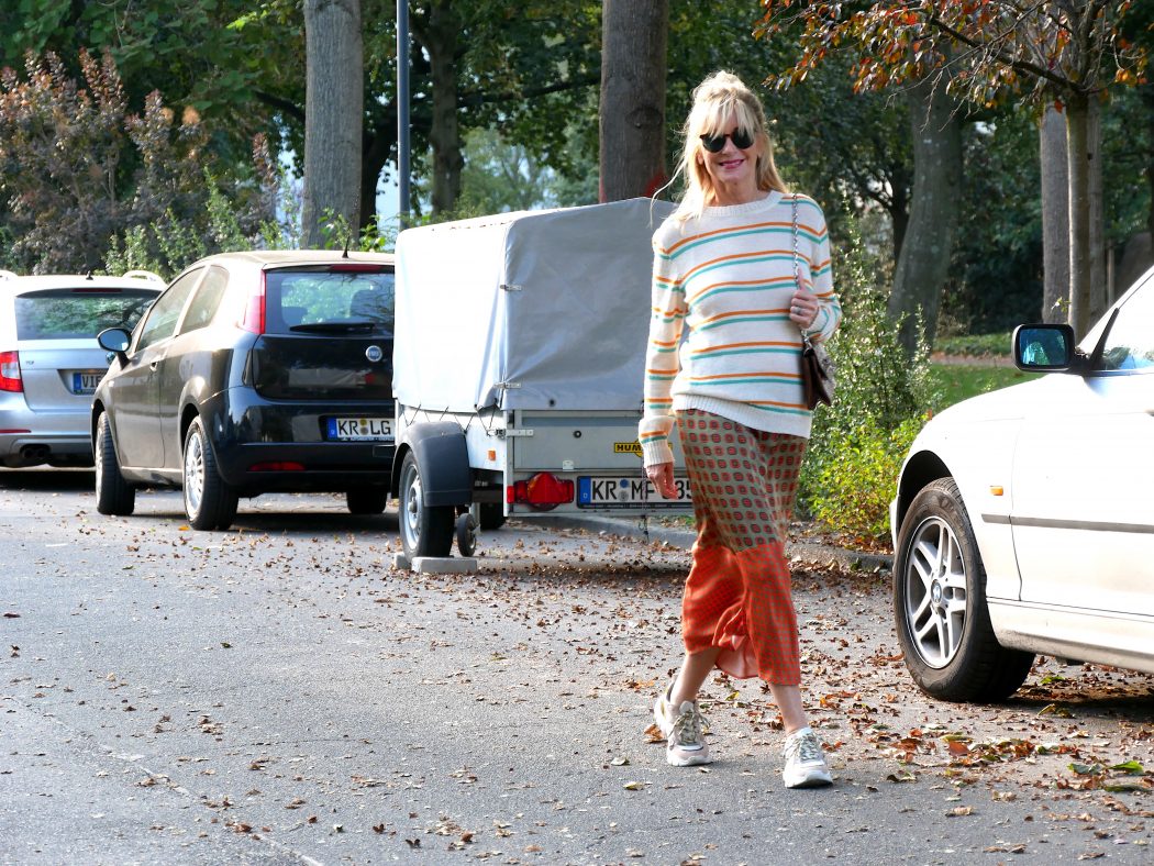 charismalook-gewürzfarben-mode-styling-blond-shopping