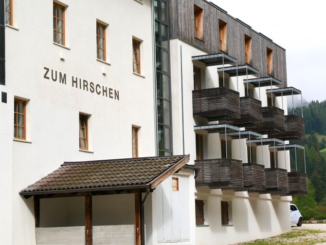 charismalook-zum-hirschen-naturhotel-auszeit-reisen-südtirol