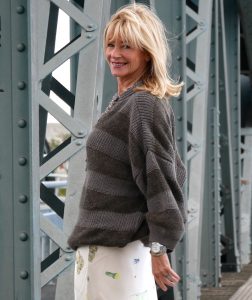 charismalook-strickkleid-mode-beauty-seminare-coaching-frauen