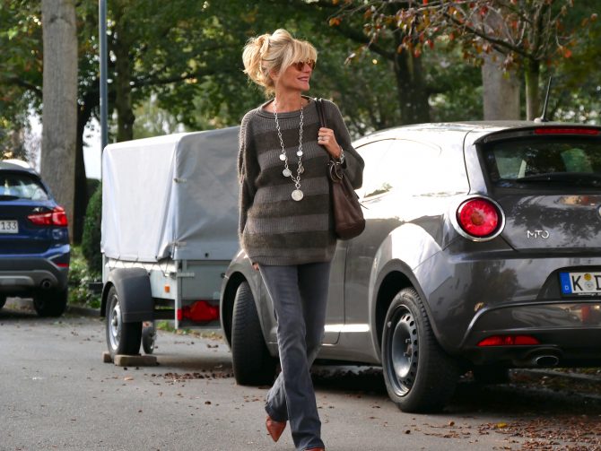 charismalook-lieblingsjeans-grau-denim-stretch