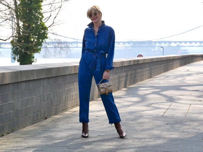 charismalook-denim-report-mode-shopping-trend-overall-blau-look