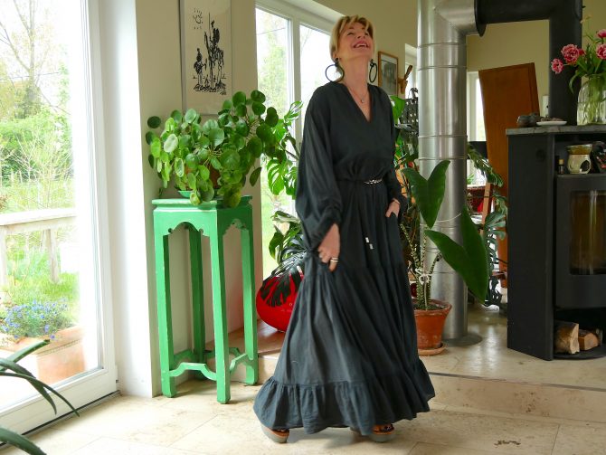 charismalook-maxikleid-sommerkleider-kleider-trend-favoriten