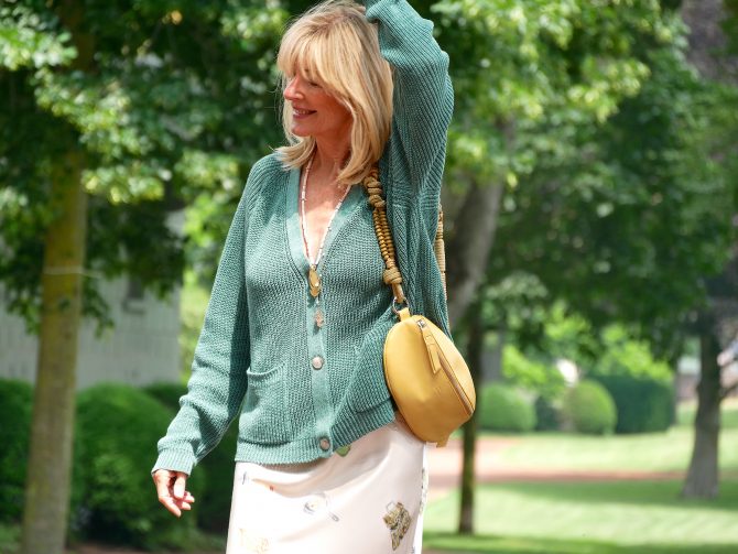 charismalook-wohlfühl-looks-mode-shopping-karin-rocke-strick-leinen-online