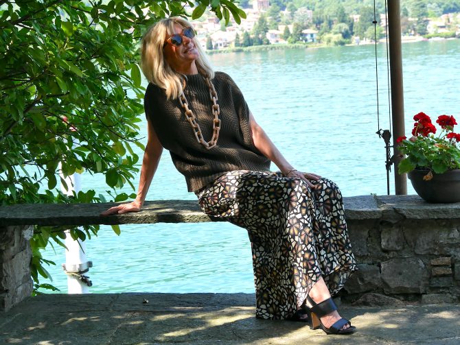 charismalook-prints-karin-rocke-bluse-rock-zweiteiler-shopping-outfit