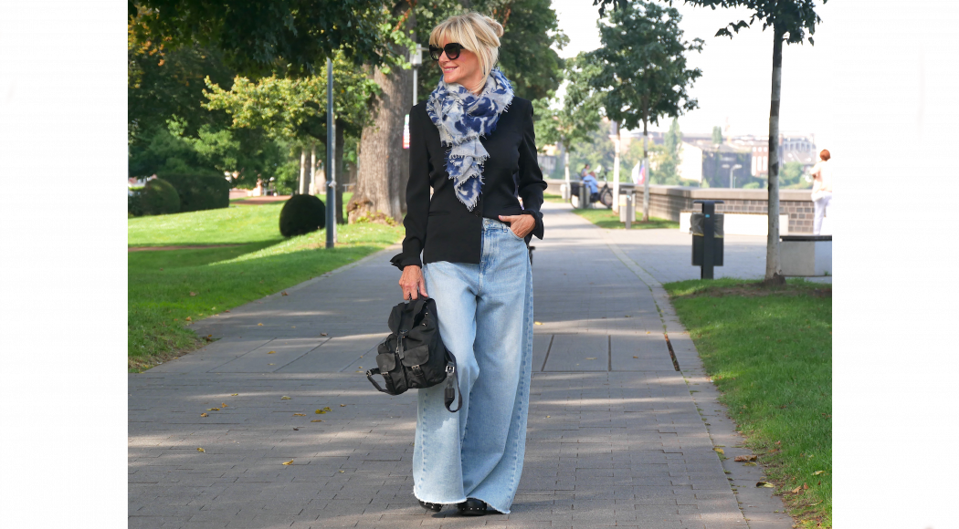 charismalook-big-flared-jeans-denim-online-shopping-mode-blau