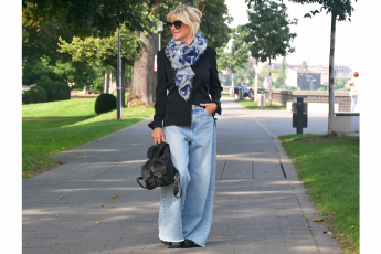 charismalook-big-flared-jeans-denim-online-shopping-mode-blau