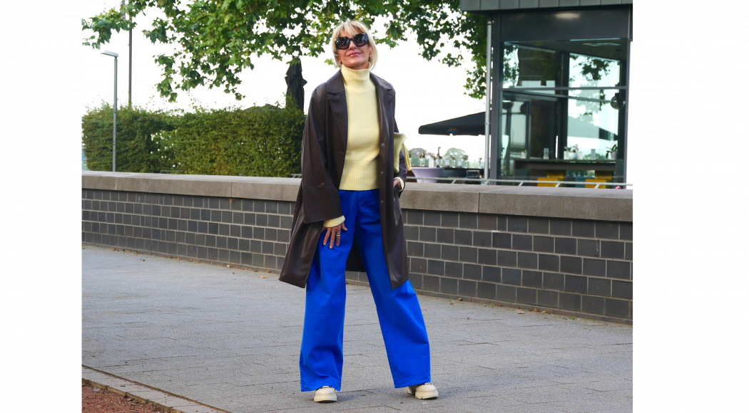 charismlook-powerfarben-mode-shopping-online-styling-outfit-mantel-hose-pulli