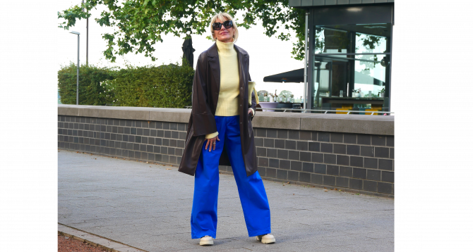 charismlook-powerfarben-mode-shopping-online-styling-outfit-mantel-hose-pulli