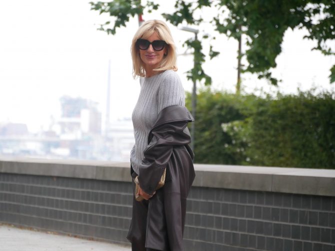 charismalook-culotte-leder-mantel-pullover-online-shopping