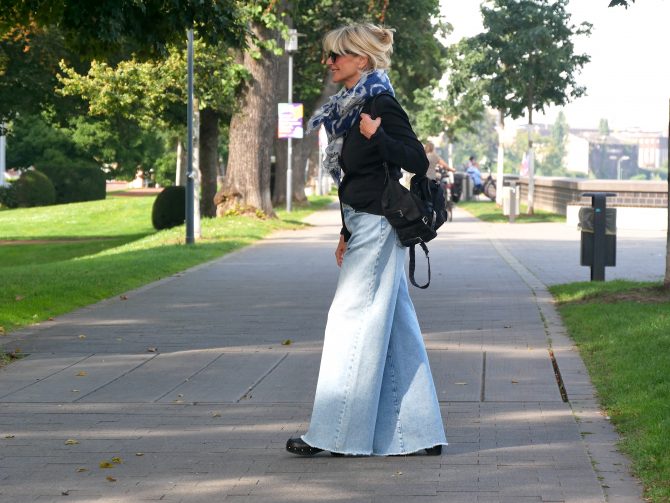 charismalook-big-flared-jeans-denim-blau-mode-online-shopping