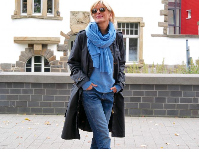 charismalook-jacke-mantel-outfit-trench-blau-look-jeans-mode-shopping