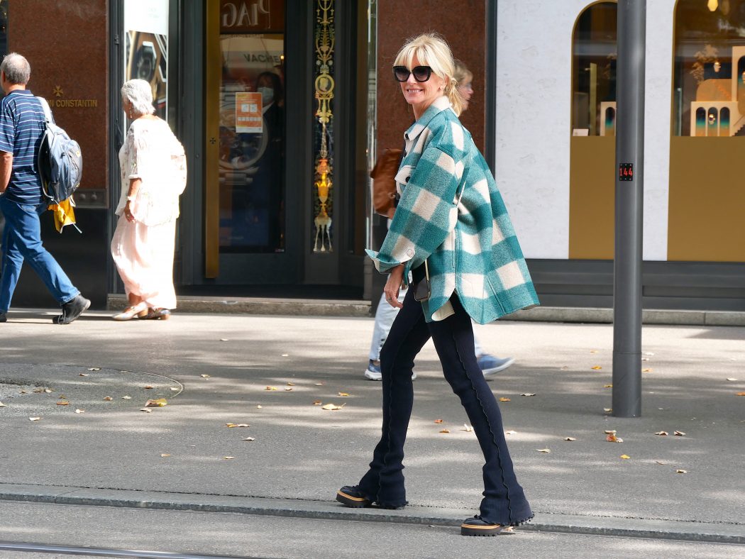 charismalook-jacke-mantel-look-online-shopping-strick-karo-shacket