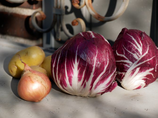 charismalook-radicchio-schaumsüppchen-lecker-rezept-des-monats-oktober-geniessen-rezepte
