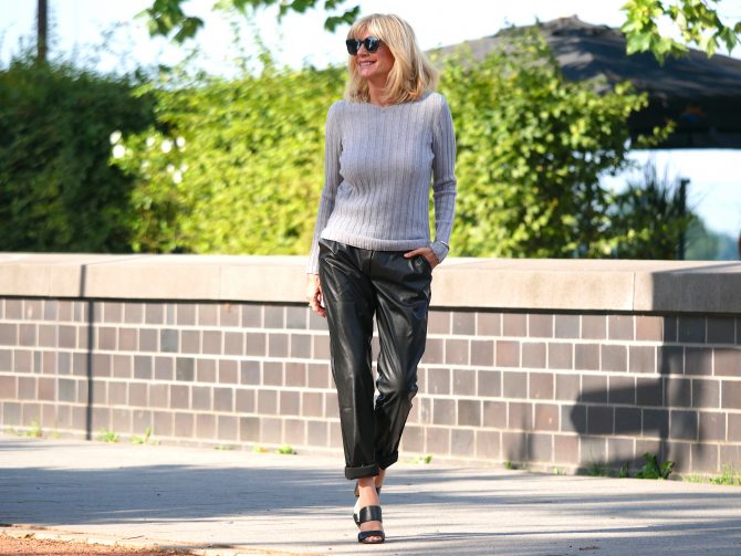 charismalook-high-class-strick-mode-grau-leder-shopping-online