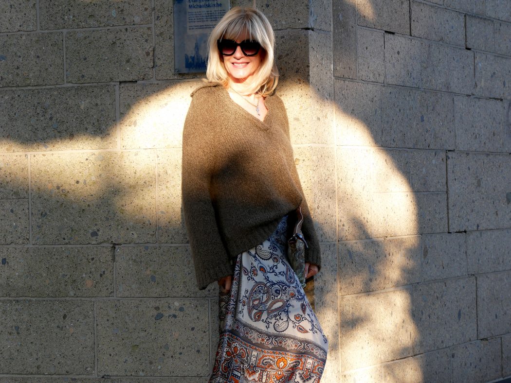 charismalook-high-class-strick-oliv-pullover-midirock
