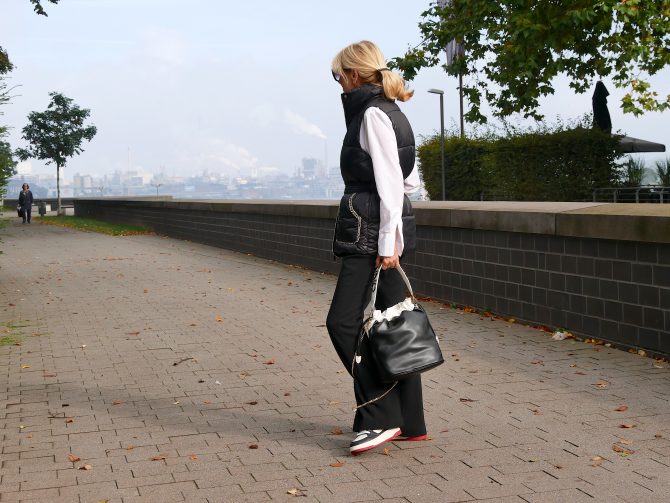 charismalook-daunen-weste-mode-shopping-schwarz-trend-key-piece