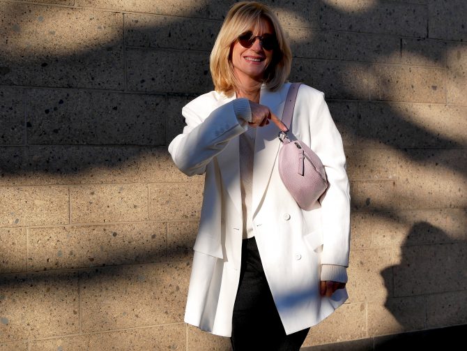 charismalook-#standwithukraine-mode-shopping-online-weiß-blazer