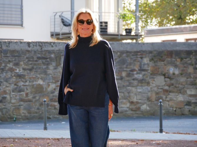 charismalook-strick-schal-mode-beauty-blau-jeans-pullover-shopping-online