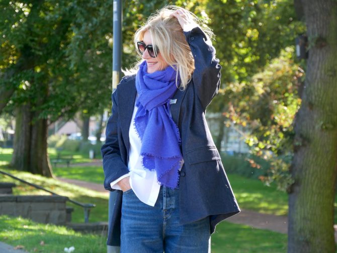 charismalook-strick-schal-mode-beauty-look-style-oversized-blau