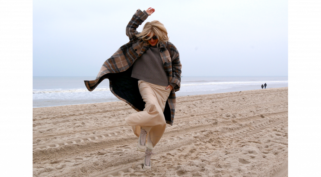 charismalook-layering-mode-beauty-shopping-online-rock-mantel-beige