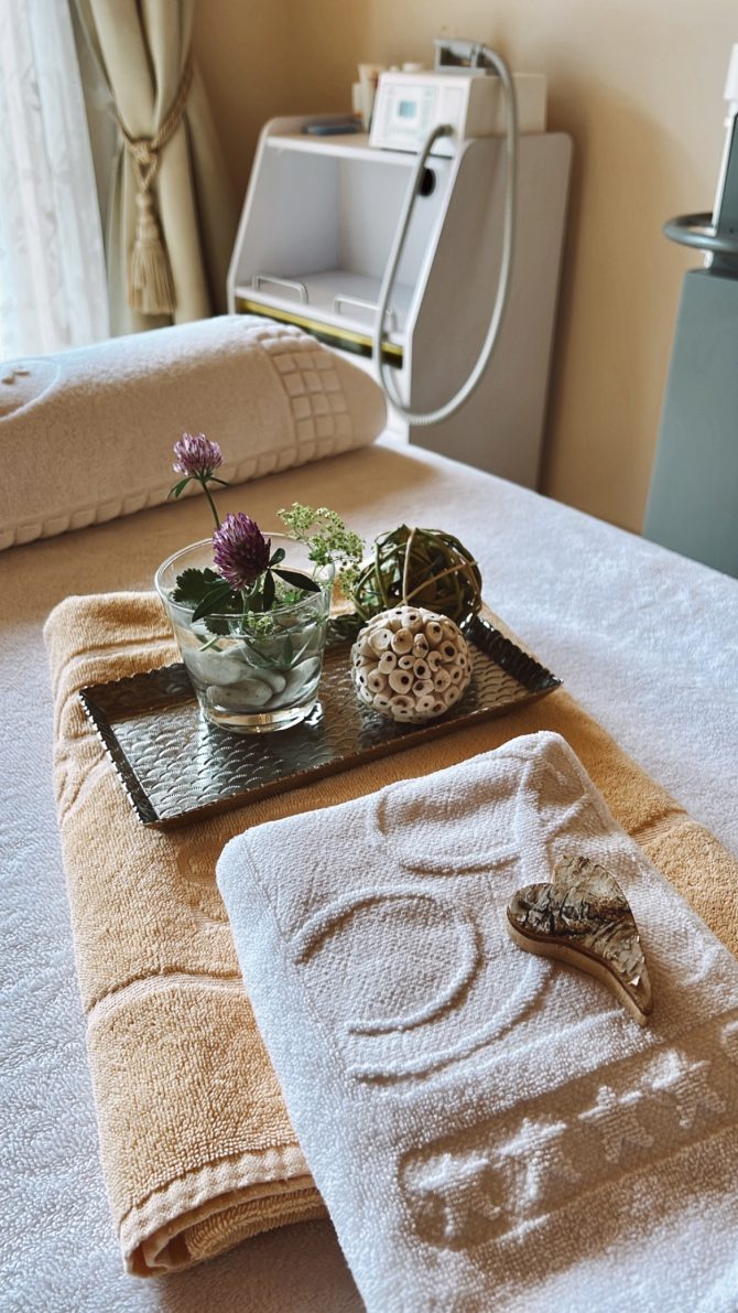 charismalook-tirol-reise-sommer-bergsommer-alpen-pflege-kosmetik