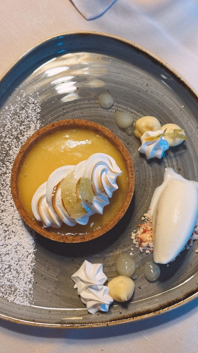 charismalook-tirol-zitronentarte-reise-sommer-bergsommer-alpen